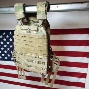 High Performance Tactical Carrier Vest - Camo